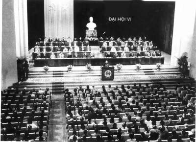 Tại Đại hội Đảng VI (1986) ông được bầu làm Ủy viên Ban Chấp hành Trung ương