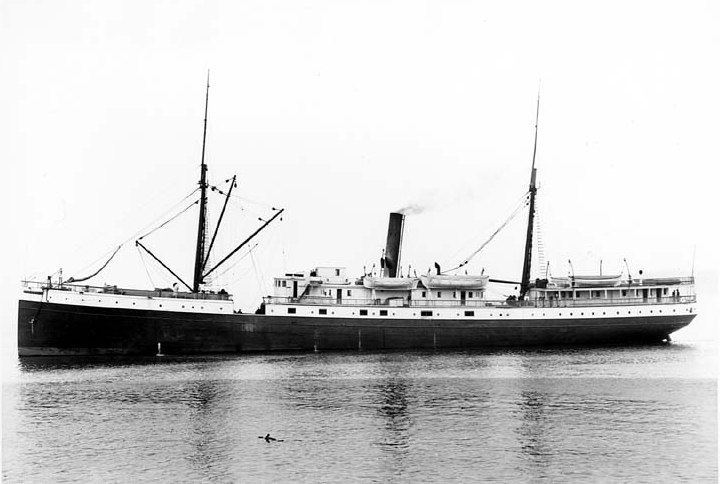 Con tàu SS Valencia được xây dựng từ năm 1882. Hành trình cuối cùng bắt đầu từ ngày 20/1/1906 với 108 hành khách và khoảng hơn 60 nhân viên trên tàu. Trên hành trình từ San Francisco–Seattle, do thời tiết xấu vào ngày 21/1/1906 nên con tàu phải dừng lại ở Cape Mendocino. 