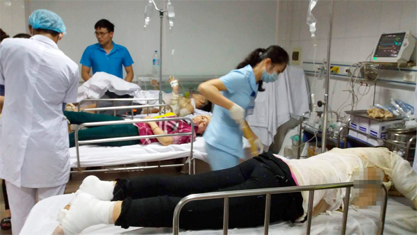 Vụ nổ lò hơi kinh hoàng xảy ra ở Nghệ An sáng 18/4 khiến nhiều người bị thương