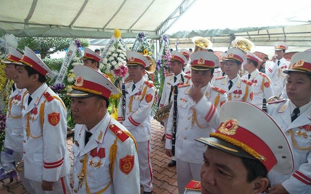 Đoàn nghi lễ trong lễ truy điệu ông Nguyễn Bá Thanh