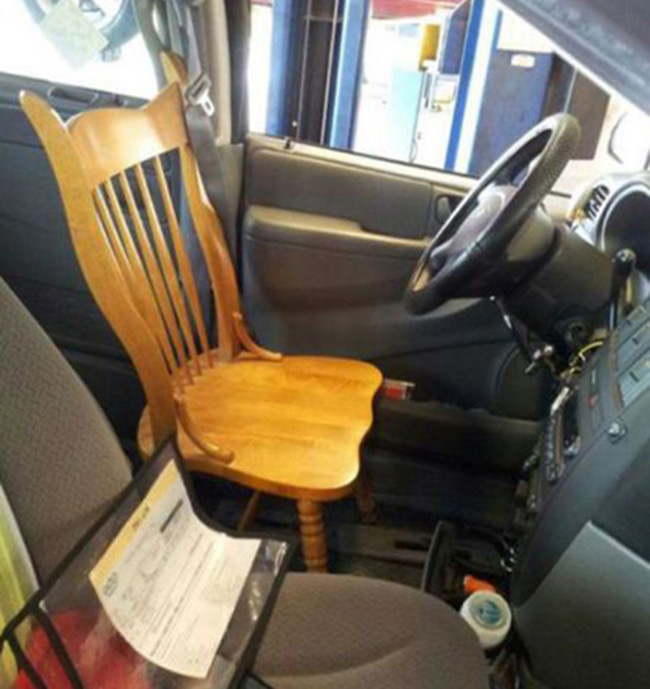 Lái xe sẽ thoải mái hơn với chiếc ghế gỗ này chăng?