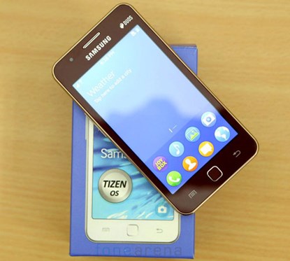 Z1 vừa ra mắt có thiết kế tương đối giống với các mẫu smartphone giá rẻ trước đây của Samsung