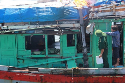 Lực lượng chức năng đang hoàn tất hồ sơ vụ việc tàu cá Quảng Ngãi bị đâm để báo cáo lên các cơ quan cấp trên