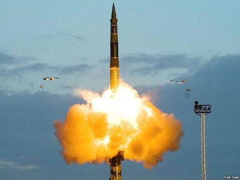 Tên lửa đạn đạo xuyên lục địa của Nga RS-26 có khả năng chọc thủng mọi hệ thống lá chắn tên lửa hiện đại nhất thế giới