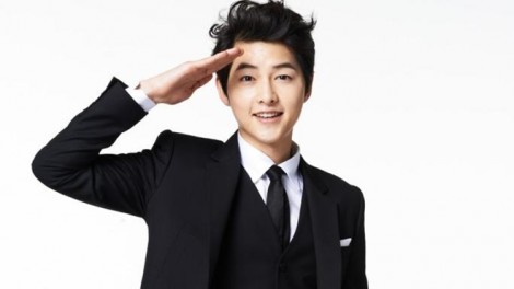 Từ khi còn nhỏ đến khi học Trung học, Song Joong Ki đã tham gia trượt băng rất nhiều, thậm chí còn trở thành đại diện của quê hương Daejeon. Anh có cơ hội tham gia vào một số đại hội thể thao có quy mô lớn như Đại hội thể thao quốc gia (tham gia 3 lần). Từ khi còn nhỏ đến khi học Trung học, Song Joong Ki đã tham gia trượt băng rất nhiều, thậm chí còn trở thành đại diện của quê hương Daejeon. Anh có cơ hội tham gia vào một số đại hội thể thao có quy mô lớn như Đại hội thể thao quốc gia (tham gia 3 lần).