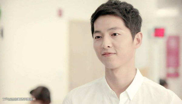 Giấc mơ khác của Song Joong Ki là trở thành thành viên VIP của MU, câu lạc bộ được yêu thích nhất trên thế giới và là nơi niềm tự hào Hàn Quốc Park Ji Sung từng thi đấu. Giấc mơ khác của Song Joong Ki là trở thành thành viên VIP của MU, câu lạc bộ được yêu thích nhất trên thế giới và là nơi niềm tự hào Hàn Quốc Park Ji Sung từng thi đấu.