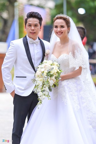 Nguyễn Quang Huy - chồng hiện tại của Diễm Hương là người rất thương yêu, chiều chuộng vợ.