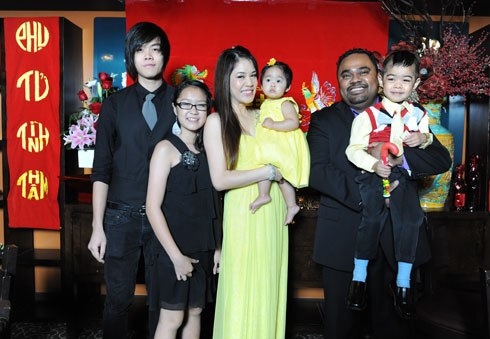 Ngoài ra, hai con của Thu Phương với Huy MC cũng đang sống chung một mái nhà với cặp đôi.