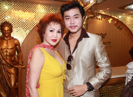 Cuộc đời của Top 5 Siêu mẫu Việt Nam 2011 hoàn toàn rẽ sang hướng khác, không còn bi quan và bế tắc sau khi gặp Yvonne Thúy Hoàng.