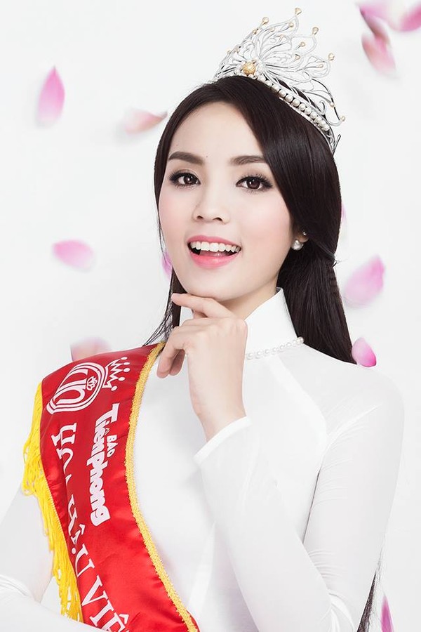 Sau khi đăng quang một thời gian, Hoa hậu Kỳ Duyên lại tiếp tục xuất hiện trong một bộ ảnh thời trang được thực hiện bởi nhiếp ảnh gia nổi tiếng Samuel Hoàng và chuyên gia trang điểm giàu kinh nghiệm Nam Trung. 