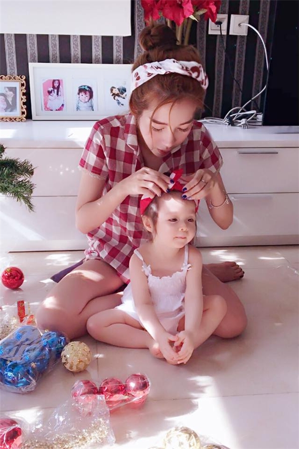 Hiện cô cho biết mình vẫn khá bận rộn với lịch làm việc tại Việt Nam và cả nước ngoài nên hầu như không có thời gian cho các kế hoạch riêng tư.