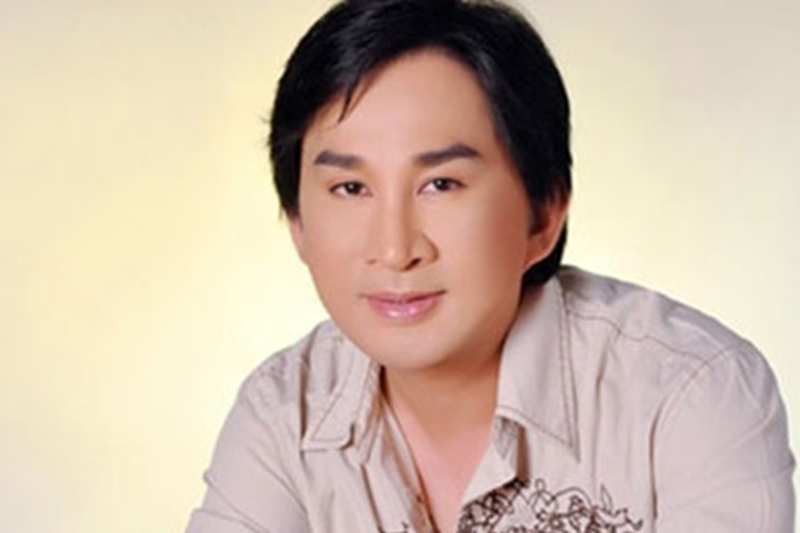 Năm 1992, giải Đôi diễn viên được yêu thích nhất năm 1994 (cùng với nghệ sĩ Ngọc Huyền), huy chương vàng Hội diễn sân khấu chuyên nghiệp toàn quốc 1995, Gương mặt nghệ sĩ tài hoa năm 2000 và giải Mai Vàng 200