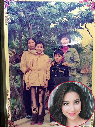 Hoa hậu Hoàn Vũ Việt Nam 2015 Phạm Hương sở hữu chiều cao 'lêu nghêu' từ thuở nhỏ