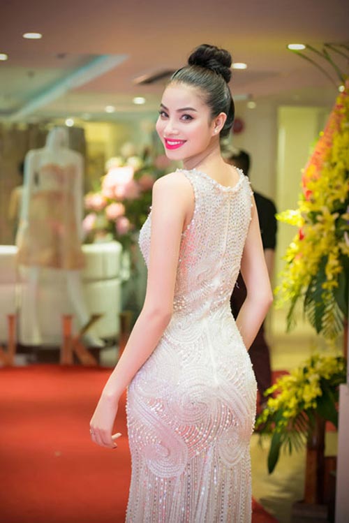 Vào thời điểm tham gia cuộc thi Hoa hậu Hoàn vũ Việt Nam thì số đo ba vòng của Phạm Hương là 78 – 63 – 93.