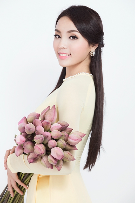 Hội đồng cũng đề nghị Ban tổ chức cuộc thi Hoa hậu Việt Nam 2016 sẽ dừng sử dụng hình ảnh của Kỳ Duyên làm hình ảnh đại diện và không mời cô đồng hành tại vòng chung kết cuộc thi diễn ra tại TP HCM từ ngày 11- 28/8.