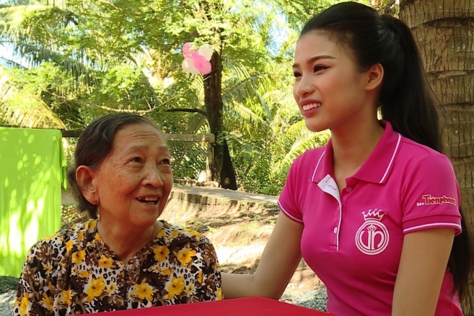 Ở thời điểm đó, Nguyễn Thị Thành cũng bị nghi là rút lui vì sao nhãng do vừa muốn tham gia The Face, vừa đăng ký thi Hoa hậu Việt Nam 2016 nhưng người đẹp Bắc Ninh phủ nhận tin đồn này.