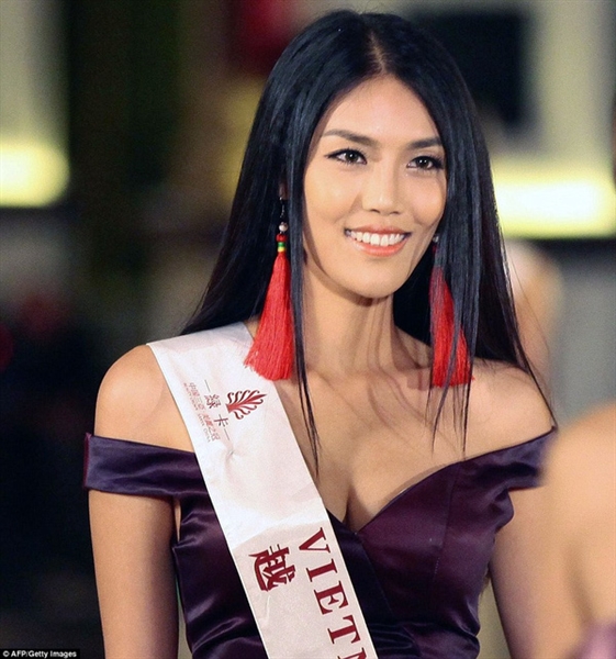 Không còn nghi ngờ gì nữa, kinh nghiệm và khả năng thị phạm, truyền đạt của Lan Khuê đã thuyết phục được khán giả, không hổ danh Á quân Siêu mẫu châu Á 2012, Giải vàng Siêu mẫu Việt Nam 2013… 