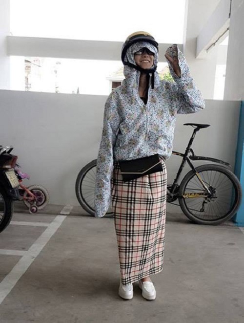 Các fan chỉ có thể nhận ra Yến Chibi qua nụ cười răng thỏ.