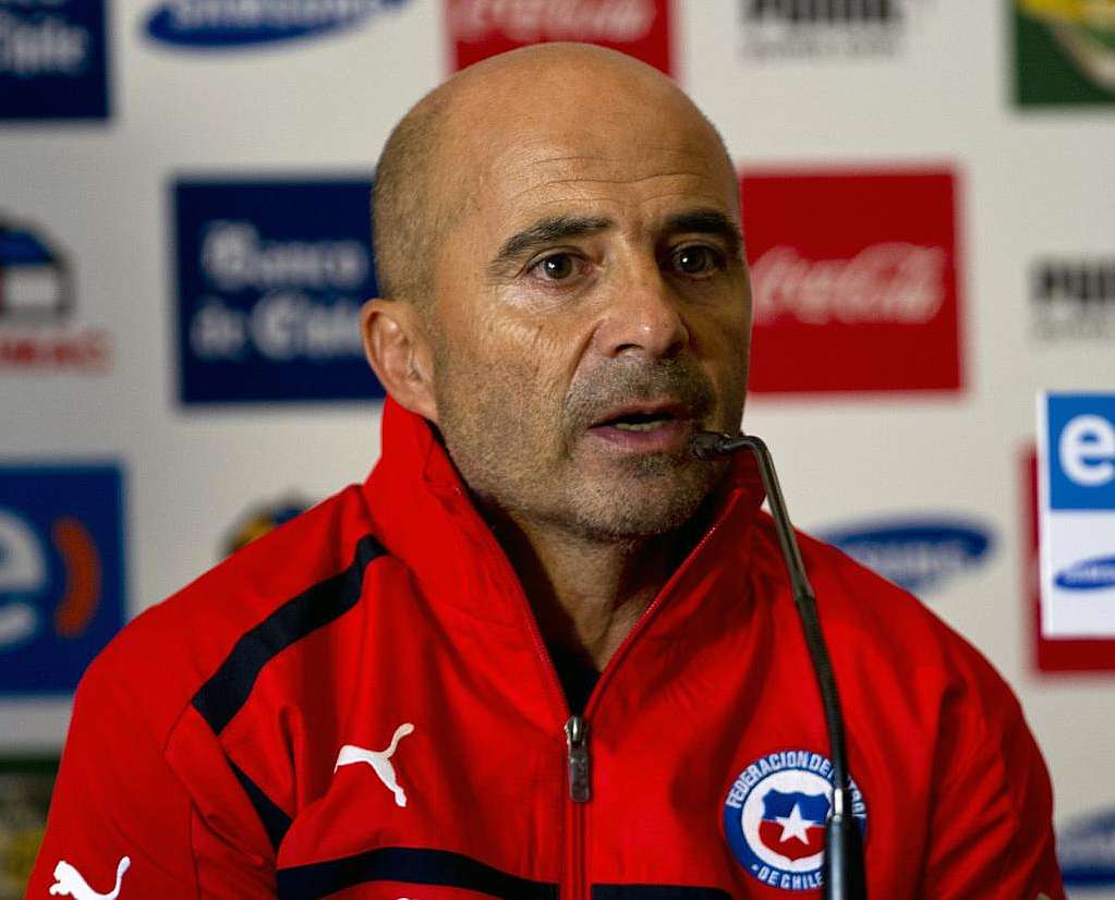 HLV Jorge Sampaoli đội Chile, 54 tuổi, người Argentina