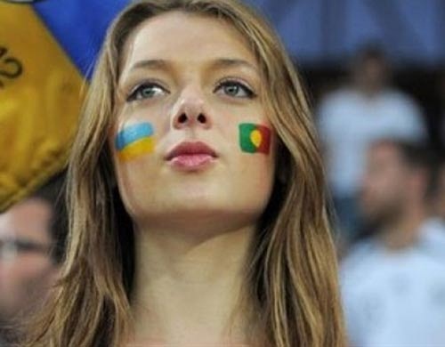 Romania từng nằm trong top những đất nước có phụ nữ đẹp nhất châu Âu và thế giới theo nhiều bảng xếp hạng của các trang hẹn hò, du lịch. 