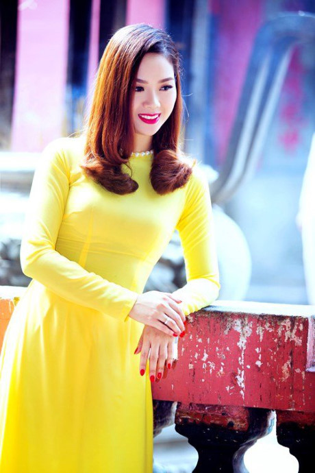 Phạm Thị Mai Phương (sinh năm 1985) đăng quang Hoa hậu Việt Nam 2002 tại TP HCM. Khi đó, cô đang là học sinh lớp 12 chuyên Lý của THPT năng khiếu Trần Phú, Hải Phòng.