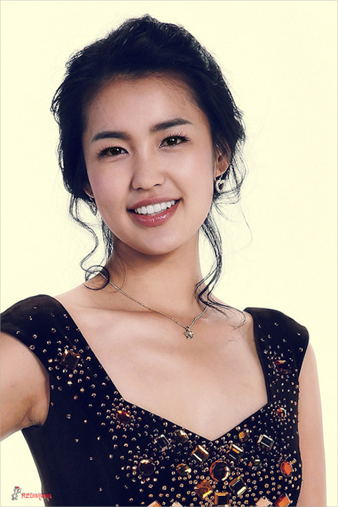 Người đẹp 24 tuổi, Kim Ju Yeon từng giành vị trí Á hậu thứ hai tại cuộc thi Hoa hậu Hàn Quốc năm 2007, đã bị tước vương miện. 