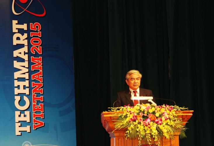 Bộ trưởng Bộ KH&CN Nguyễn Quân phát biểu chào mừng lễ khai mạc Techmart 2015