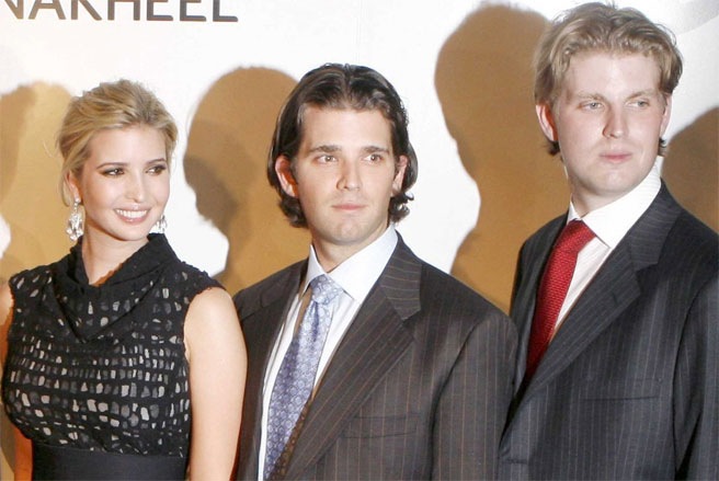 Đây là ba trong số những người con của tỷ phú nổi tiếng người Mỹ Donald Trump, người giàu thứ 134 ở Mỹ với khối tài sản 3,5 tỷ USD theo xếp hạng của tạp chí Forbes. 