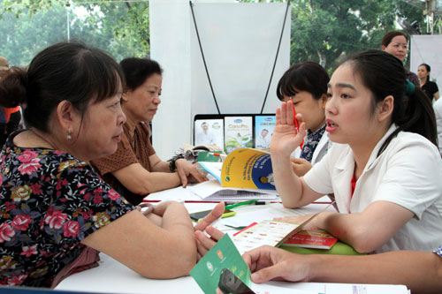 nhãn hàng Vinamilk SurePrevent phối hợp với Hội Nội khoa Việt Nam khai mạc Hội nghị khoa học Nội khoa toàn quốc lần thứ IX