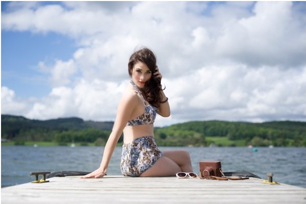 Xu hướng vintage bikini đã làm mưa làm gió trên thế giới suốt mùa hè 2013 và trở thành tràò lưu hấp dẫn ở Việt Nam