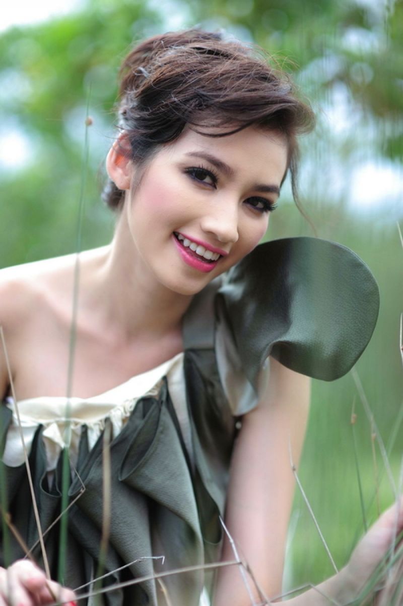 Người đẹp của Việt Nam đứng trong danh sách 50 người đẹp của trang Globalbeauties.com.
