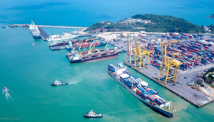 Đề xuất ưu đãi giá dịch vụ cảng biển, cắt giảm TTHC hỗ trợ doanh nghiệp