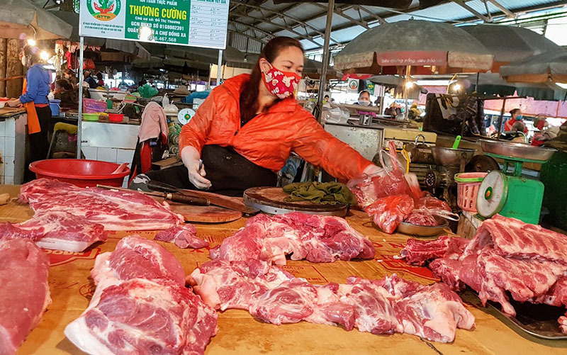 Hôm nay, Bộ Công Thương sẽ báo cáo việc thanh tra giá thịt lợn