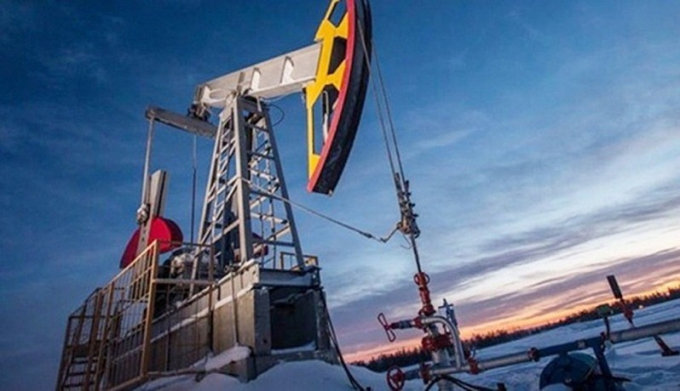 Giá dầu thế giới chạm mức cao nhất trong nhiều năm
