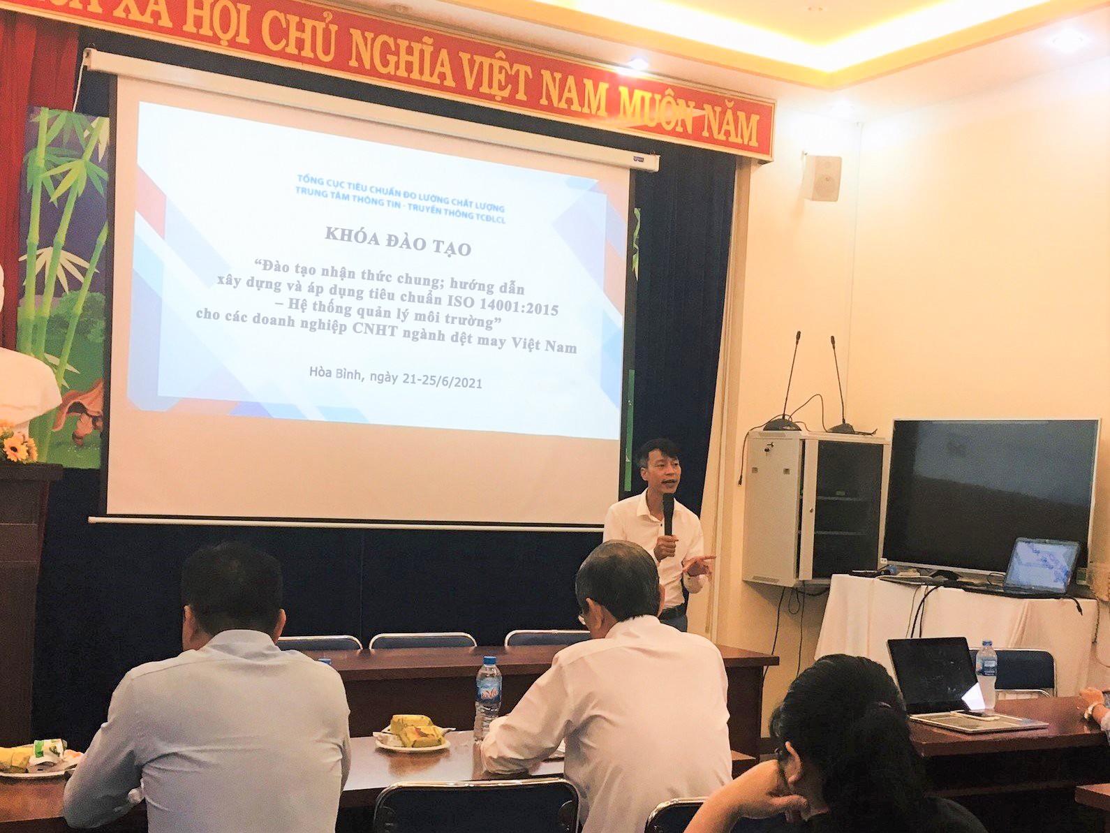 ISO 14001:2015 tạo đà cho các doanh nghiệp CNHT ngành dệt may Việt Nam phát triển