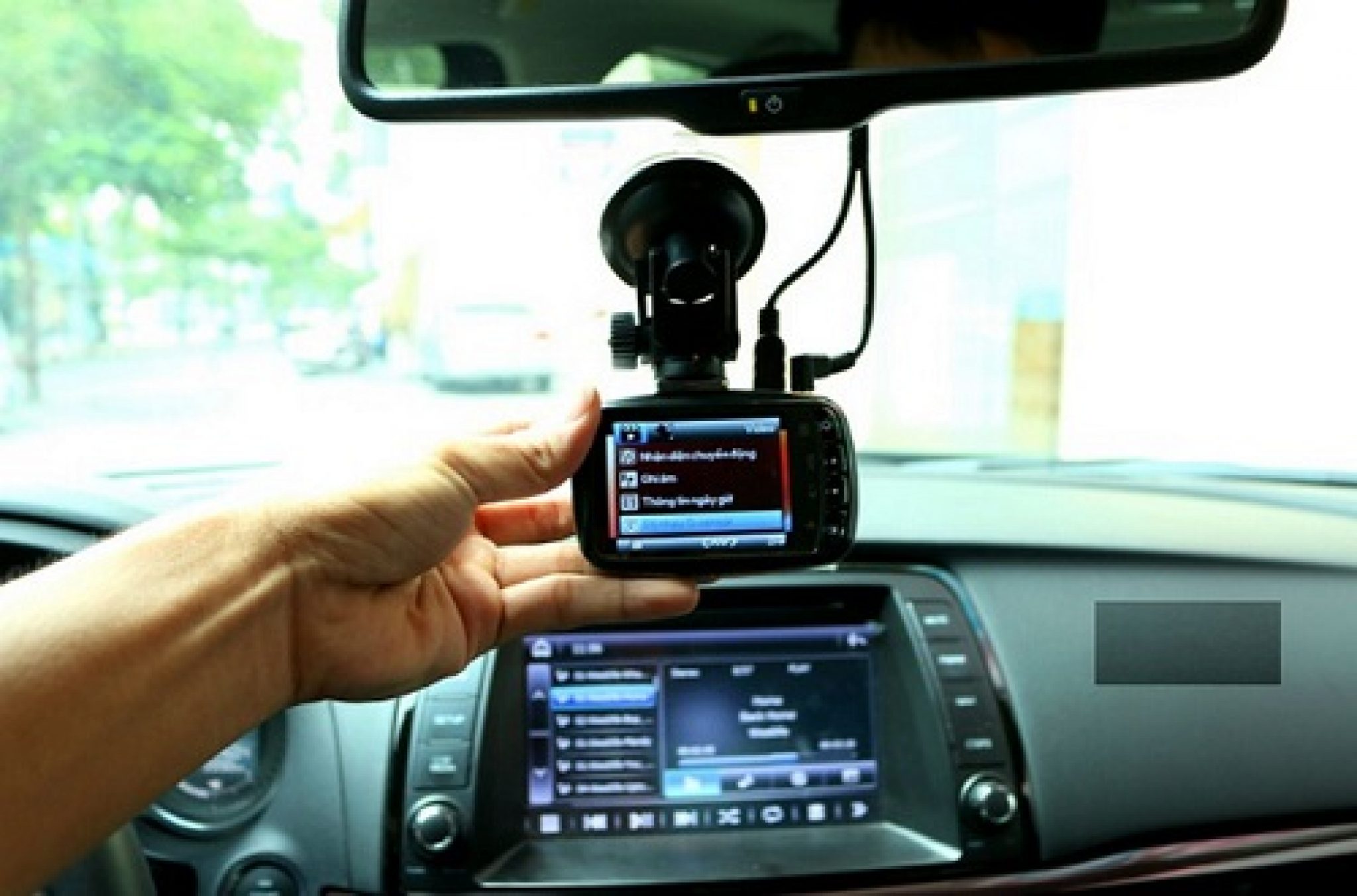 Có bắt buộc phải áp dụng TCVN 13396:2021 về camera giám sát hành trình trên xe ô tô?