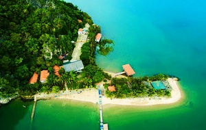 Cấp trên nhiều lần chấn chỉnh, huyện Vân Đồn vẫn để resort trái phép mọc đầy Bái Tử Long