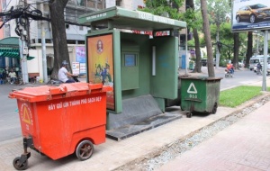 Đắp chiếu trạm thông tin du lịch thành nơi... đổ rác