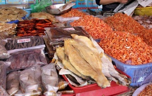 Dùng thuỷ hải sản khô, cẩn trọng với chất bảo quản độc hại