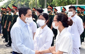Thủ tướng Phạm Minh Chính gửi thư động viên các lực lượng tuyến đầu phòng, chống dịch COVID-19