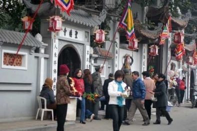 Gian nan đi lễ đầu năm