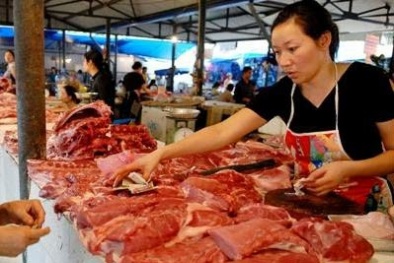Mua thịt lợn: Tin người bán dễ mang bệnh!