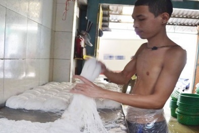Cảnh giác với bún!