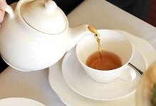 Trà rẻ tiền gây hại đến xương và răng