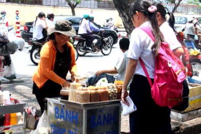 Cái chết ngấm dần đều từ thức ăn vỉa hè