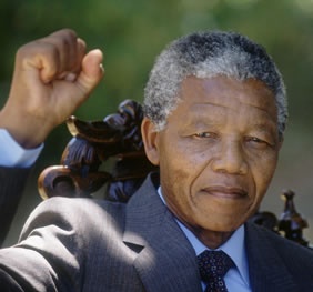 Cựu tổng thống Nam Phi Nelson Mandela qua đời: Vĩnh biệt một huyền thoại