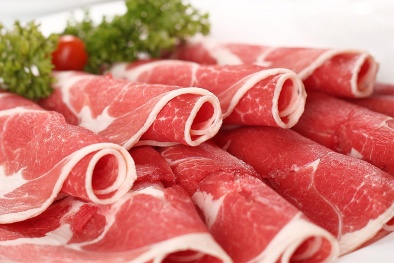 Thu hồi 1,8 tấn thịt bò nghi nhiễm bệnh bò điên