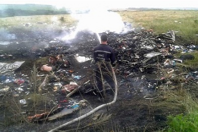 Thủ tướng Malaysia tránh cáo buộc các bên trong vụ MH17