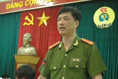 Phó ban tổ chức quận ủy liên quan đến vụ thuê sát thủ giết người như thế nào?