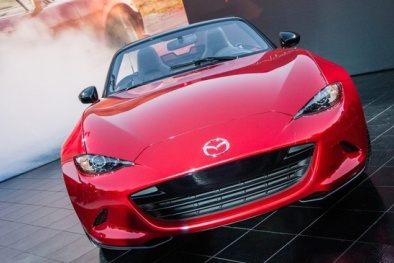 Siêu xe ô tô Mazda MX5 - 'Nhỏ nhưng có võ'